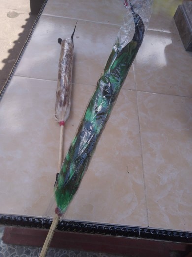 Kemoceng Bulu Ayam 1 Warna Murah