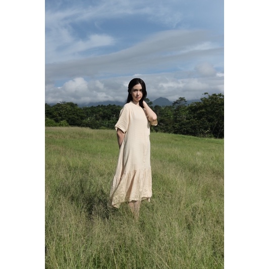 Ivy Dress (Crinkle Midi Dress Cream) - White Shirt Label