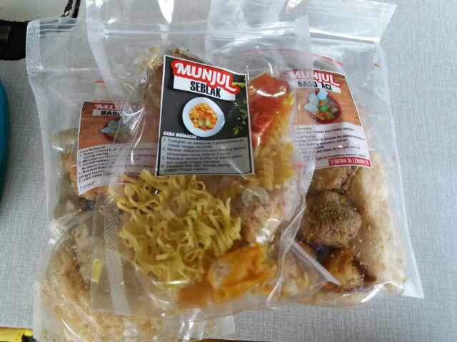 Promo 17 Agutus (2pcs Bakso Aci) Get 1pcs Seblak..