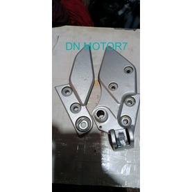 step depan yamaha vixion new original foot step depan yamaha vixion new