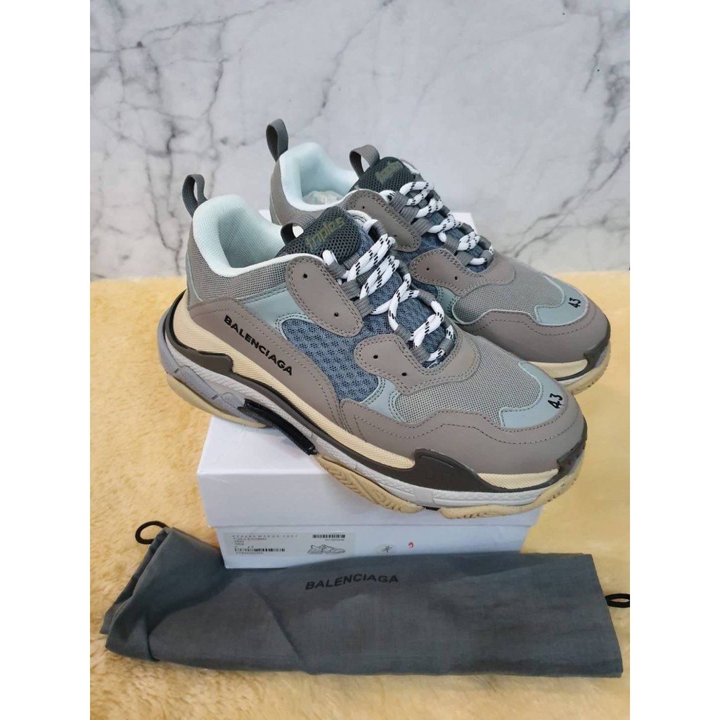 BALENCIAGA TRIPLE S GREY ORIGINAL UA