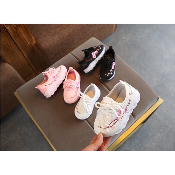 (HZ) Sepatu led anak HZK17