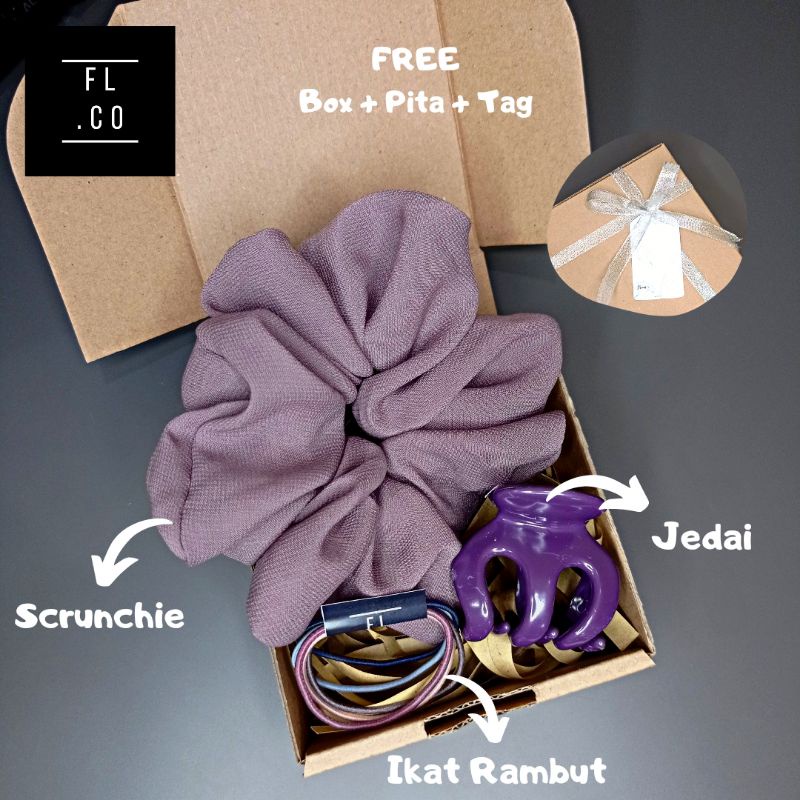 

[COD] Hampers Wisuda / Gift Box Cewek / Gift Set Wanita / Kado Anniversary / Kado Ulang tahun / Parcel / Souvenir / Scrunchie / Ikat Rambut / Jedai / Hadiah lainnya