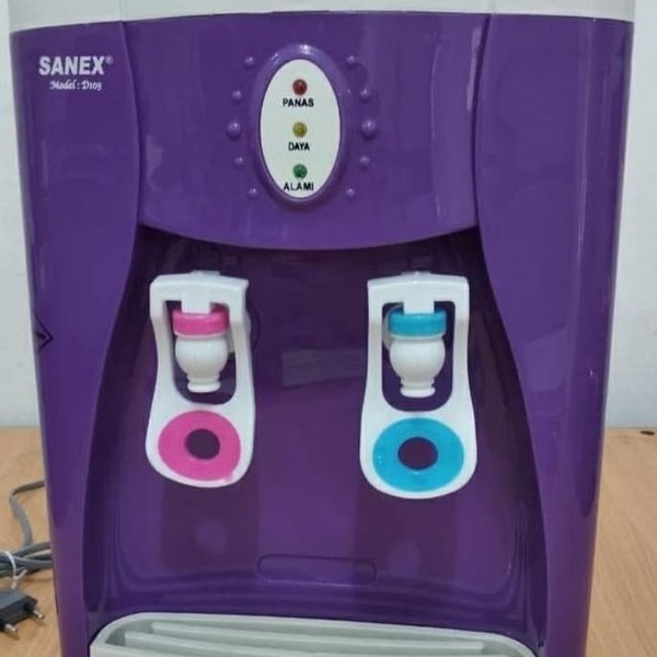 DISPENSER AIR GALON ATAS SANEX D-103 D 103 PANAS &amp; NORMAL ANTI KARAT