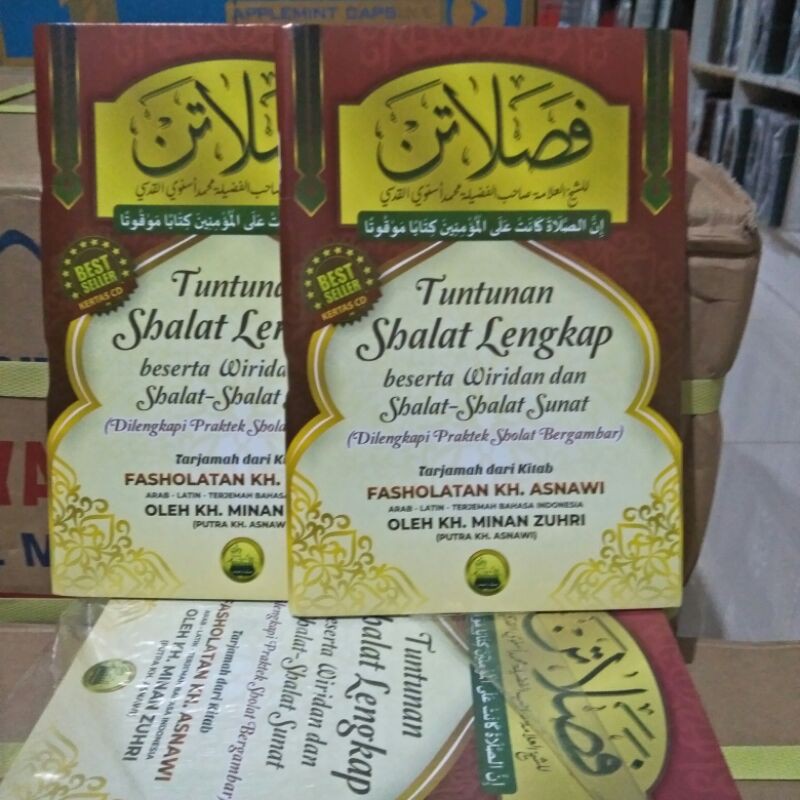 TERJEMAH FASHOLATAN KH ASNAWI TUNTUNAN SHALAT LENGKAP  tuntunan shalat lengkap Fasholatan / Tuntunan