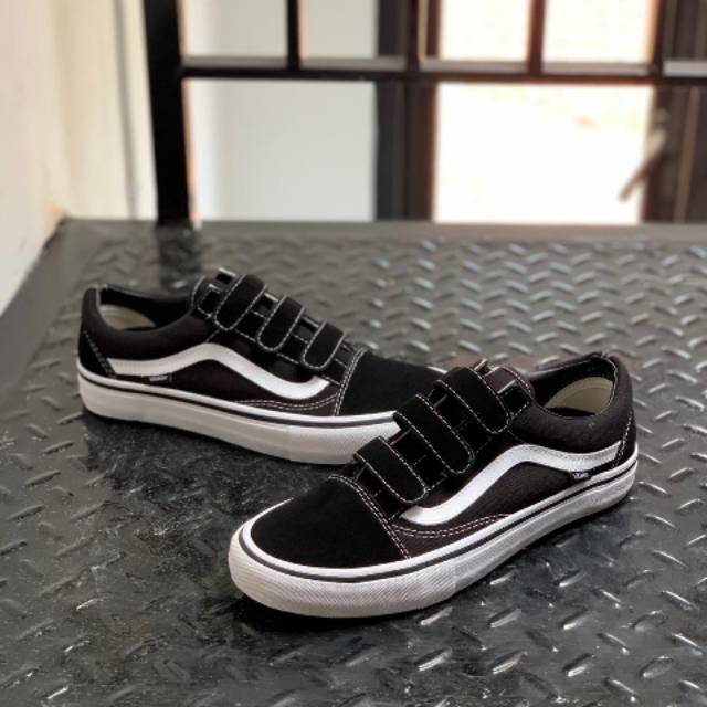 Vans oldskool pro velcro black white