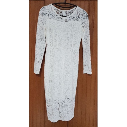 Dress Formal Brokat putih