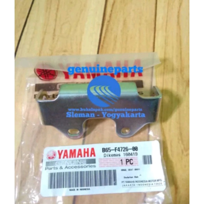 ENGSEL JOK DEPAN AEROX 155 ORIGINAL YGP 40D-F4780-01