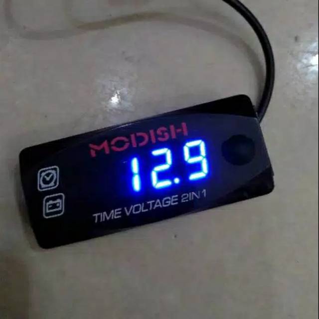 VOLT METER WATER PROOF 2 IN 1 2 FUNGSI PENGUKUR AKI MOTOR DAN JAM DIGITAL