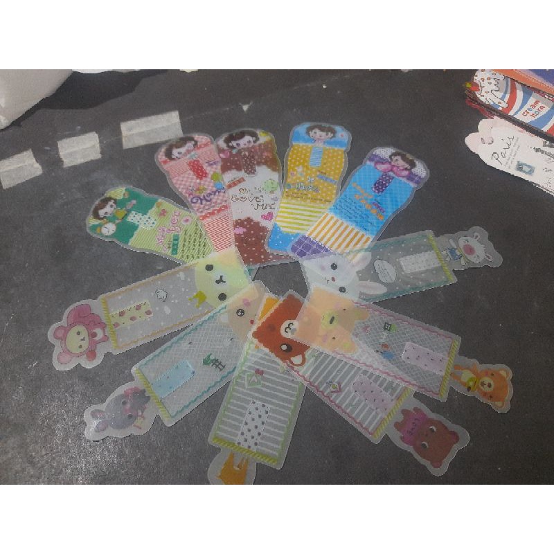 

Pembatas Buku / Bookmark Plastik Lucu (Minimal Order 4 Pcs)