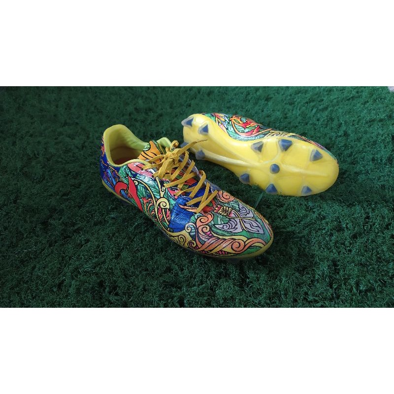 sepatu bola ortus arjuna bekas size 41