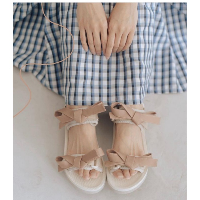 New Ittaherl Agnis Sandal Oat