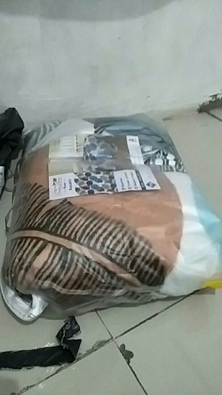 Selimut Ladyrose - Selimut Bulu Halus Murah - Selimut Bulu Motif Flower - Selimut Motif Bunga