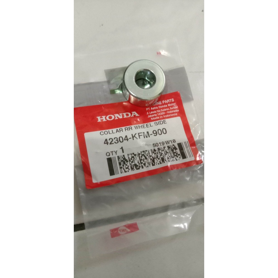 42304KFM900 COLLAR RR WHEEL SIDE