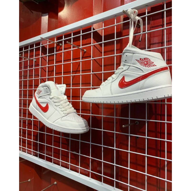 Jordan  1 Mid  White University Red - White / University