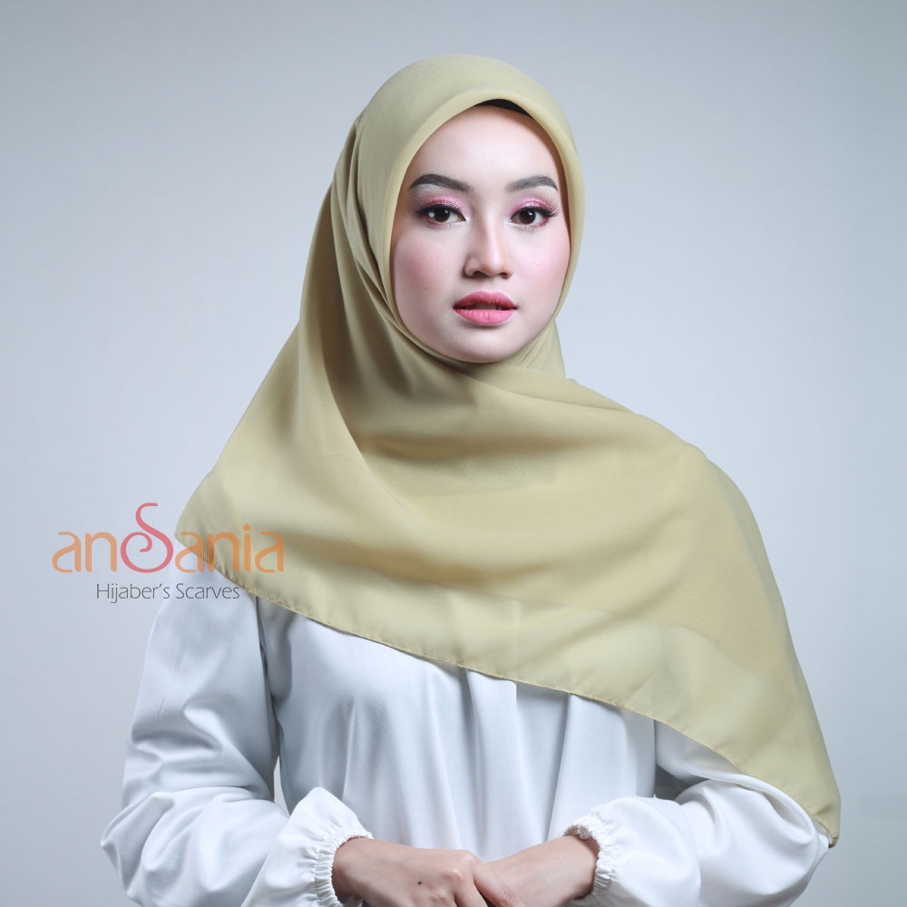 Ansania - Hijab Bella Square Ansania Kerudung Segi Empat Polos Seri Warna A / Xtra - Jilbab Pollycotton Premium Kerudung Segi Empat Hijab-Hijau Semen / xtra