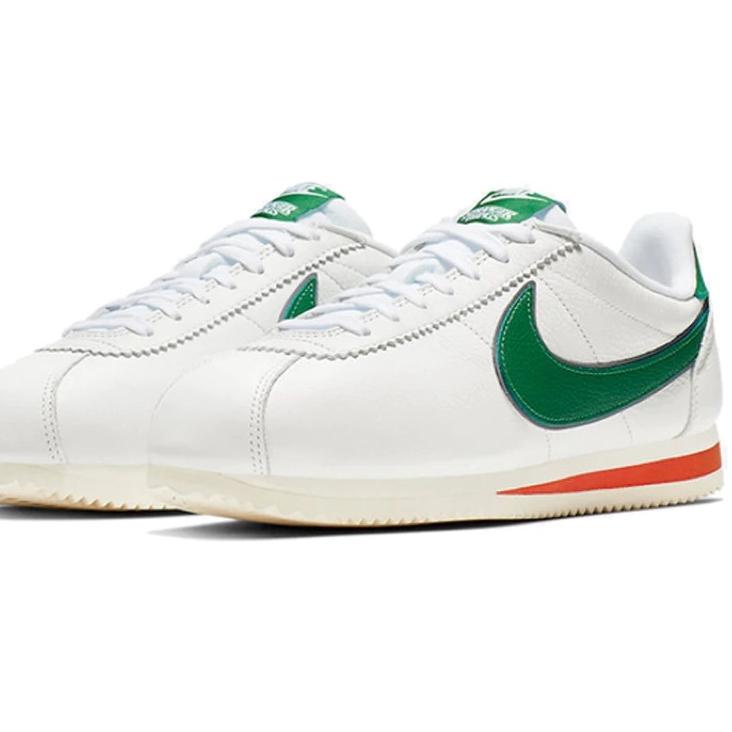 Harga Murah.. Nike Classic Cortez QS HH Stranger Things CJ6106-100