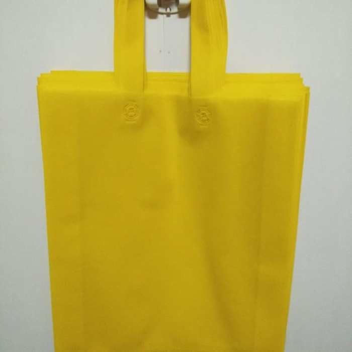 

PROMO Tas Jinjing / Goodie Bag / Tas Spunbond Ukuran 38 cm x 45 cm