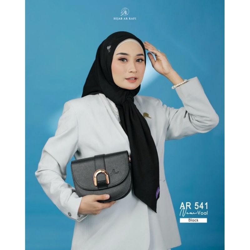 HIJAB ARRAFI SEGIEMPAT VOAL AR 541