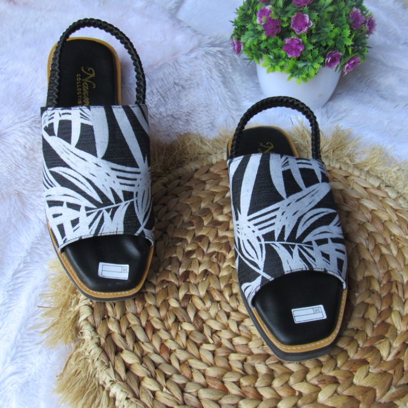 10.10 New sandal flip flop spon ringan Ds01