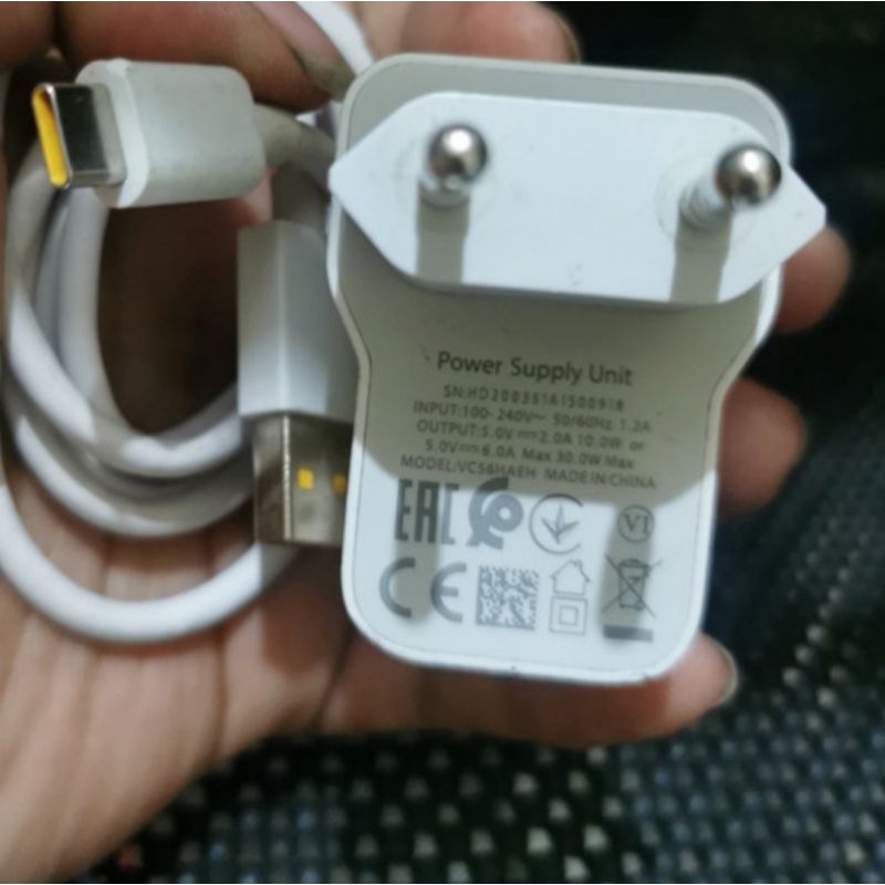 Charger Copotan Bekas Realme 8, 30watt Bawaan asli Realme 8 Original 1000%