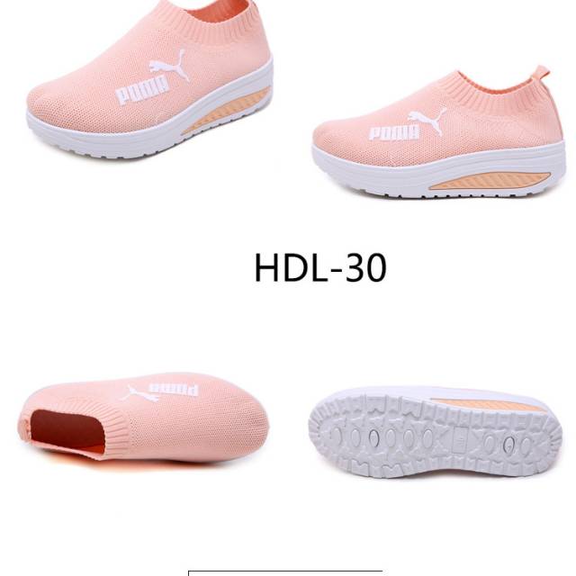 814.Sepatu Cewek Puma
