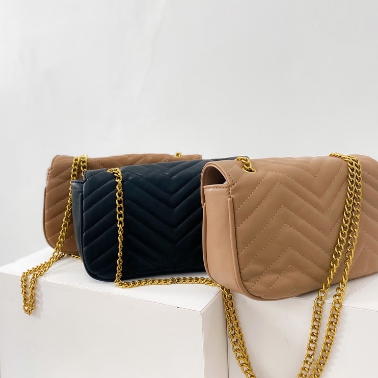 Sundays Attire - SOHO Shoulder Bag Classic Flap Bag Smooth PU Leather / Tas Wanita