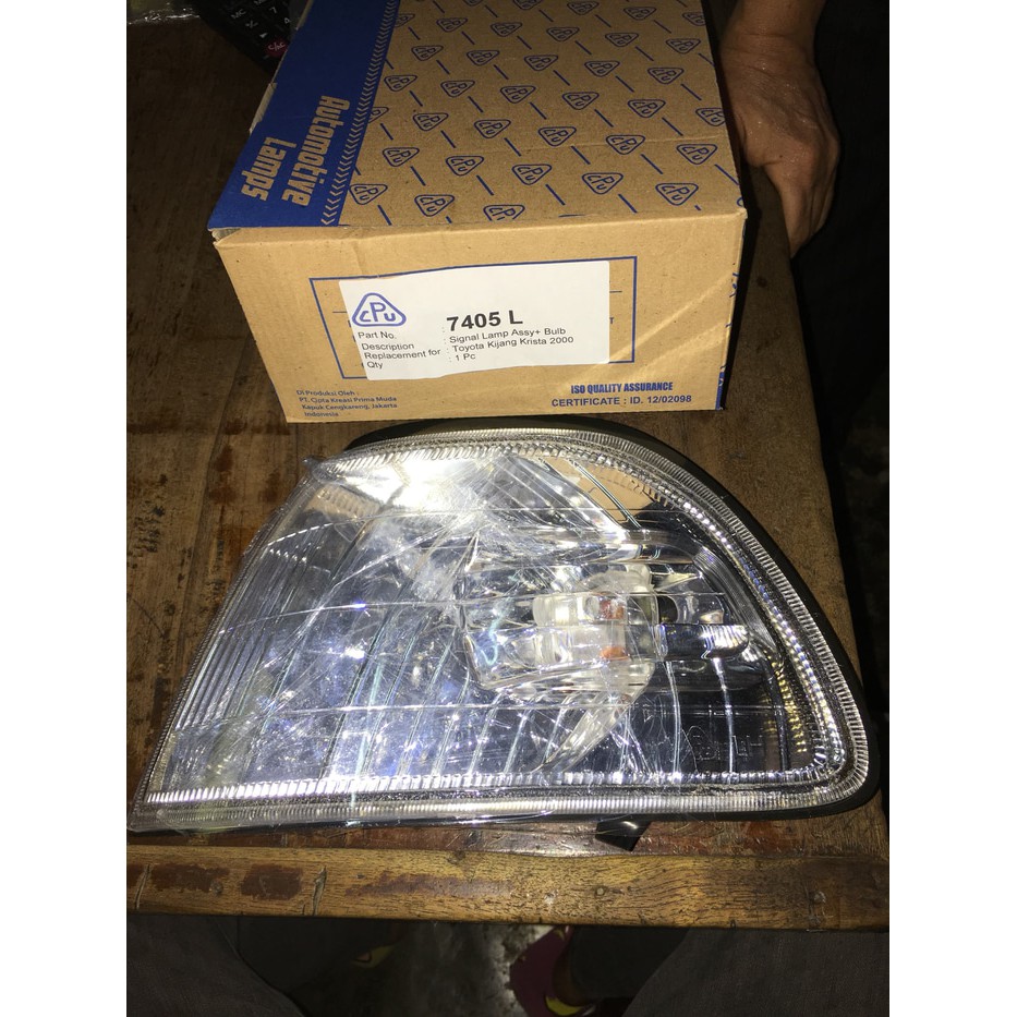 1 Buah Lampu Sen Sein Assy Toyota Kijang Kapsul Krista 2000 on