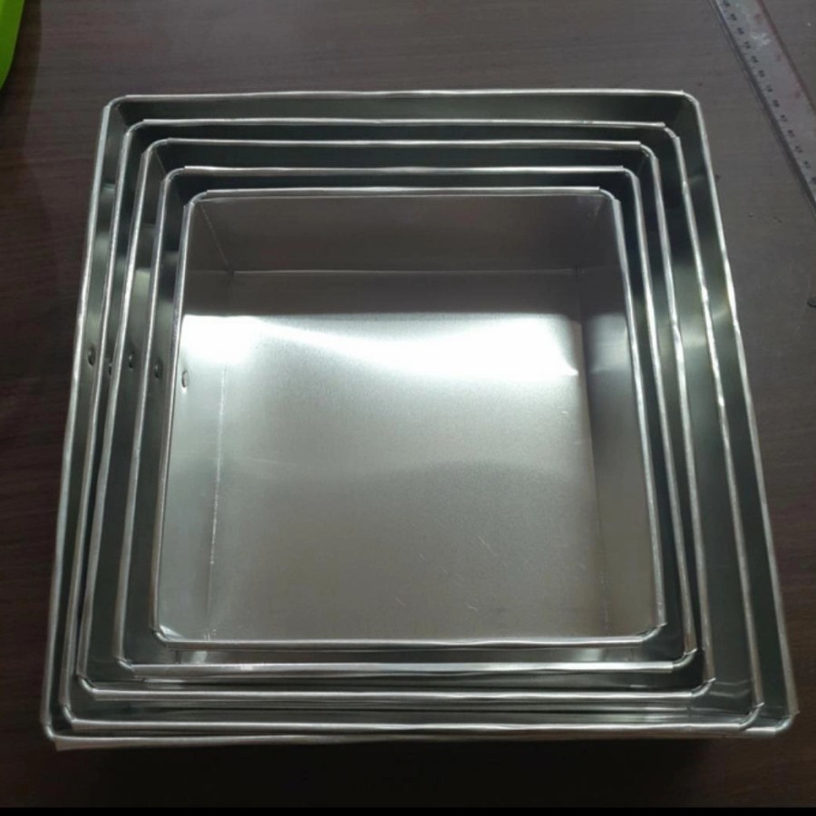 Loyang Kotak Loyang Set 5 Aluminium
