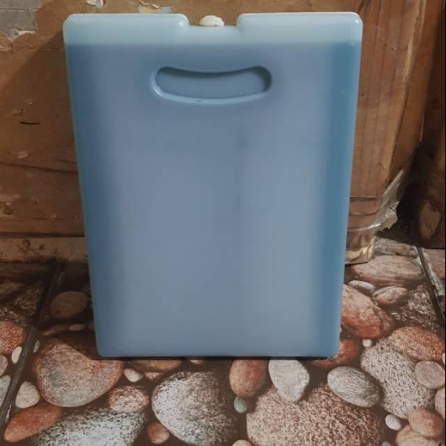 

Blue ice size 30x22x3cm