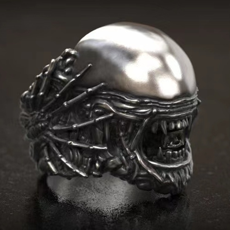 Cincin Desain Tengkorak Hantu Warna Hitam Gaya Punk Vintage Untuk Pria Dan Wanita