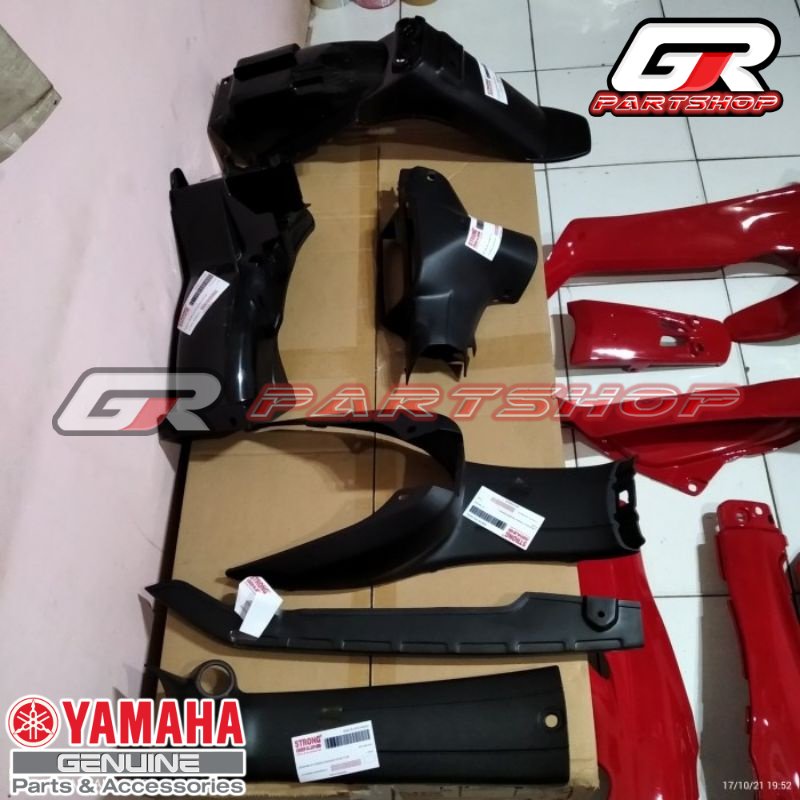 BODY HALUS DAN KASAR FULLSET MERAH F1ZR MERK STRONG FIZR FIZ F1Z R BODI FULL SET SAYAP LUAR DALAM DASI FENDER SPAKBOR PED SAMBUNGAN COVER CAVER PANEL