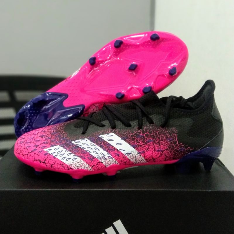 Adidas Predator Freak .3 L FG pink