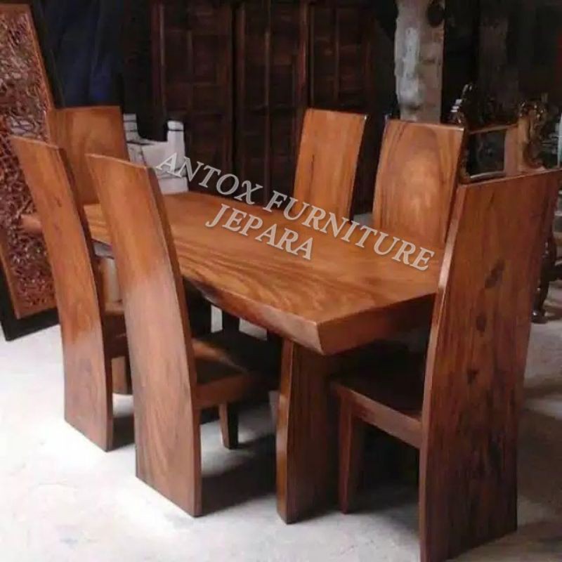 meja makan kayu trembesi Mebel jepare
