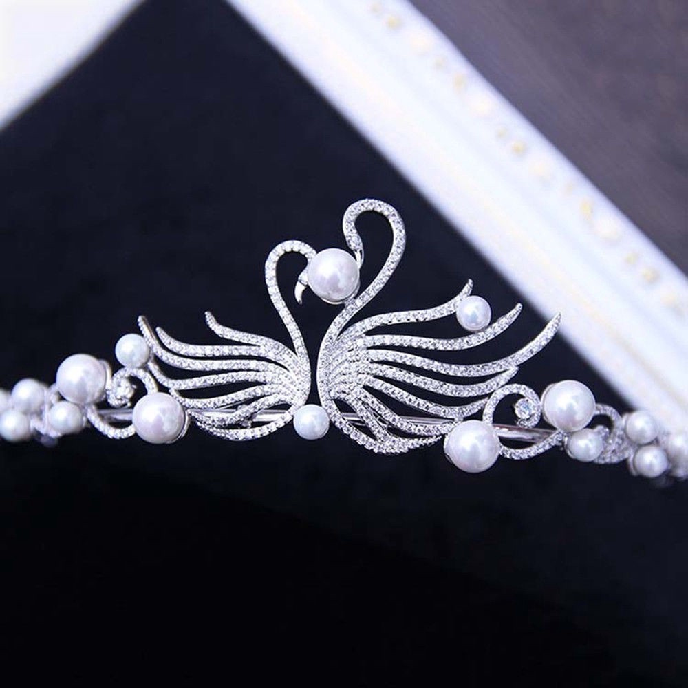 Tiara Mahkota Mutiara Handmade untuk Pernikahan