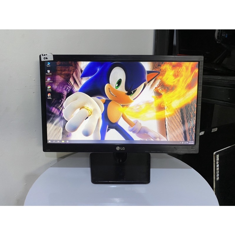Monitor Led/lcd 20 inch bekas bergaransi