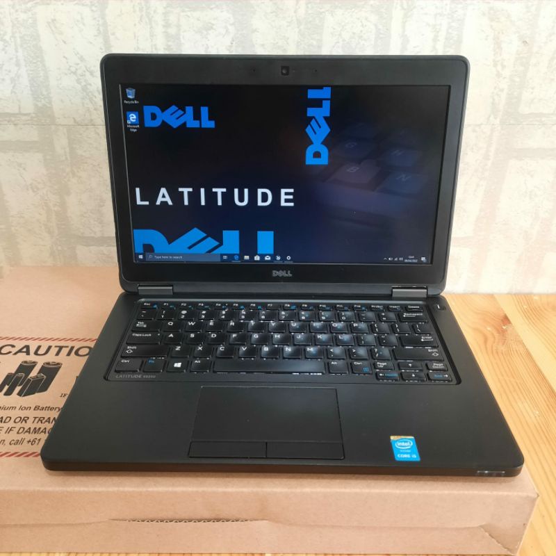 Laptop Ultrabook Dell Latitude E5250 Cor i5-5300U Ram 4GB SSD 256GB Keyboard backlight windows 10 Desain body slim Ringan
