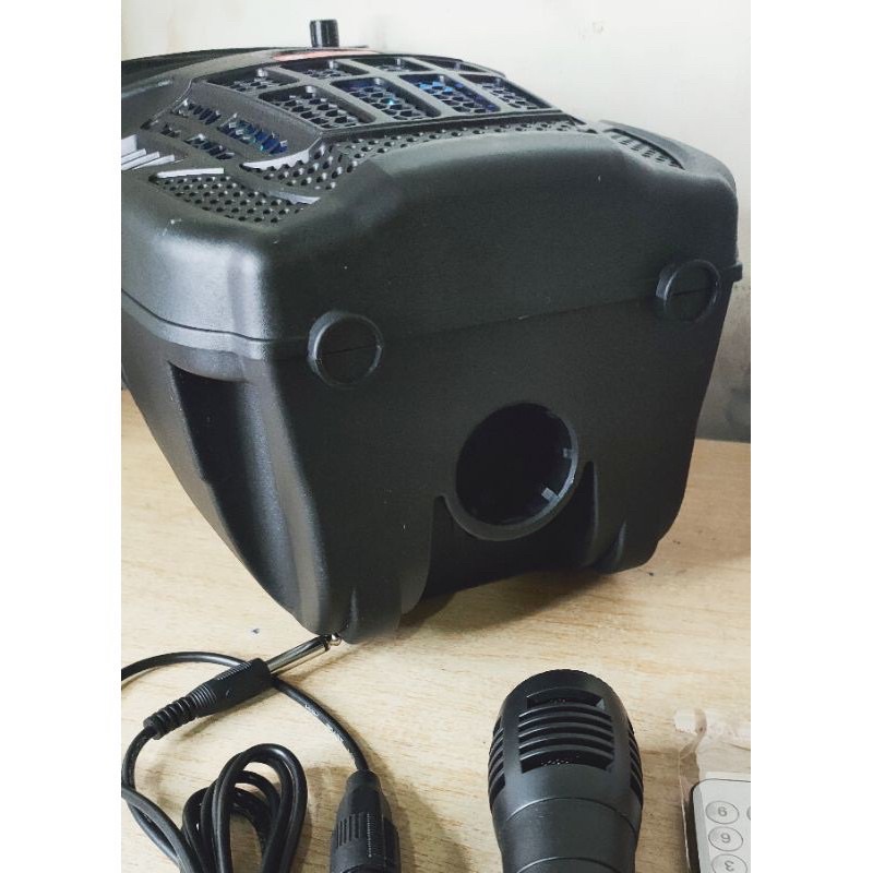 SPEAKER BLUETOOTH KARAOKE BRAIN POWER BP-7801 MINI 6.5 INCHI SPEAKER BLUETOOTH MIC dan  REMOTE