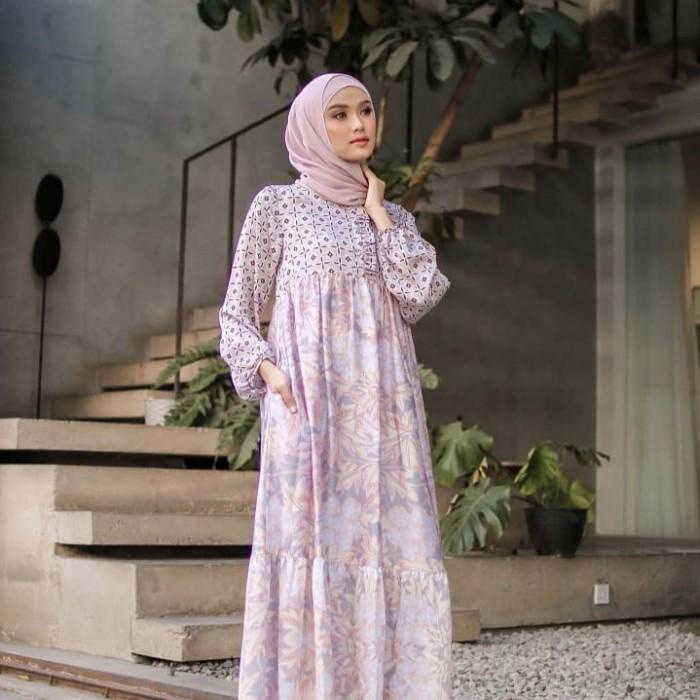 Naomi Dress Kamilaa Itang Yunasz