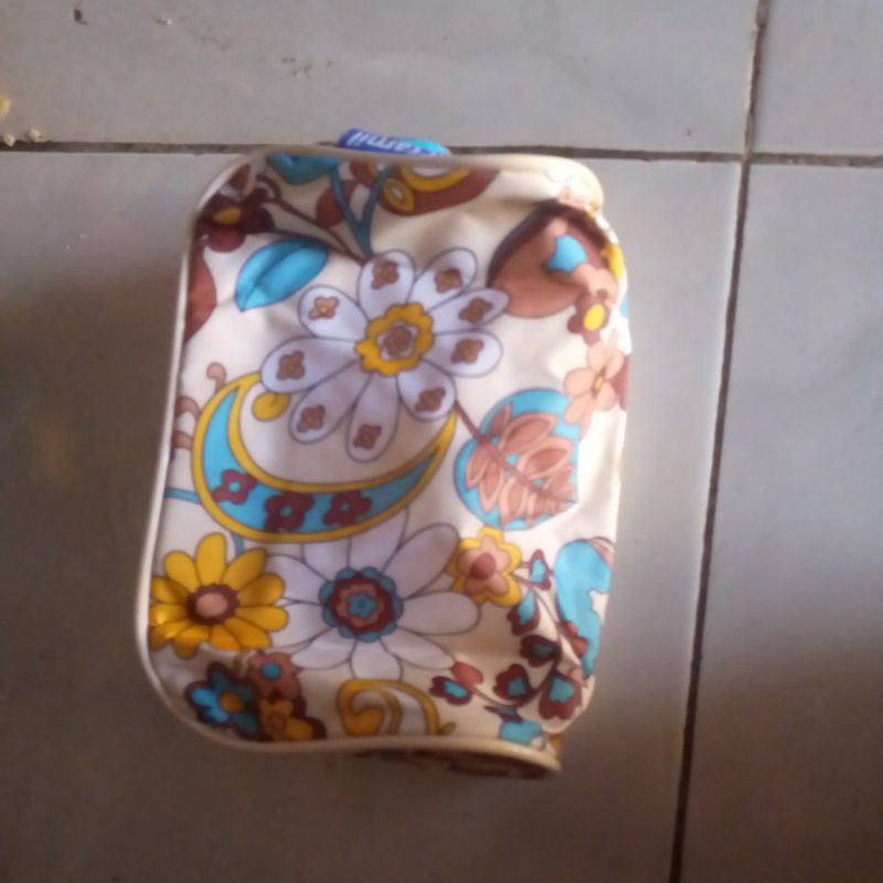 dompet merek lactamil