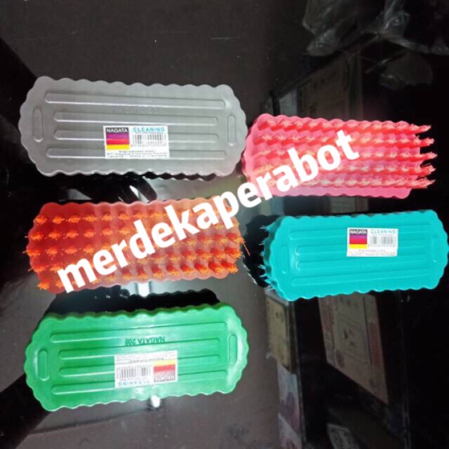 Sikat lantai kamar mandi Nagata