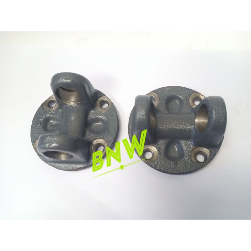 TAPAK KUDA / FLANGE JOINT BULAT ISUZU PANTHER 2.3 2300CC BEST QUALITY