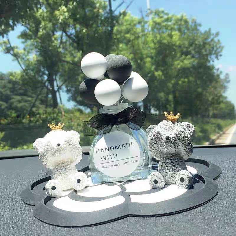 tempat parfume balon bulu mobil boneka bear beuang CLEOPATRA SCENT PARFUM MOBIL PENGHARUM RUANGAN MOBIL Boneka Lucu