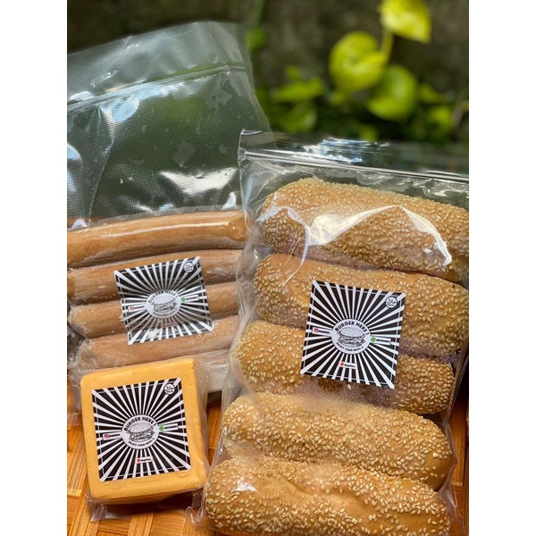 

ROAD TO 7.7 SALE BIG DISCOUNT Paket Hemat Frozen Hotdog