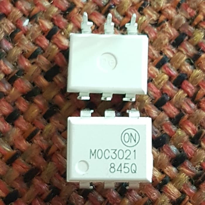 Optocoupler MOC3021 MOC3021M DIP-8 Original On Semicon