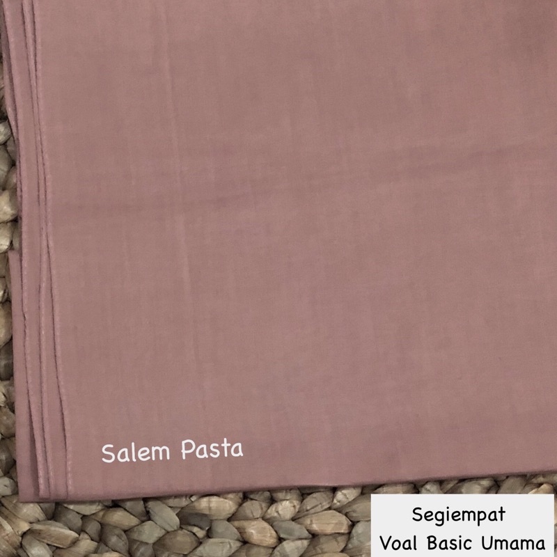Hijab Basic Voal Umama Part 1-Salem Pasta