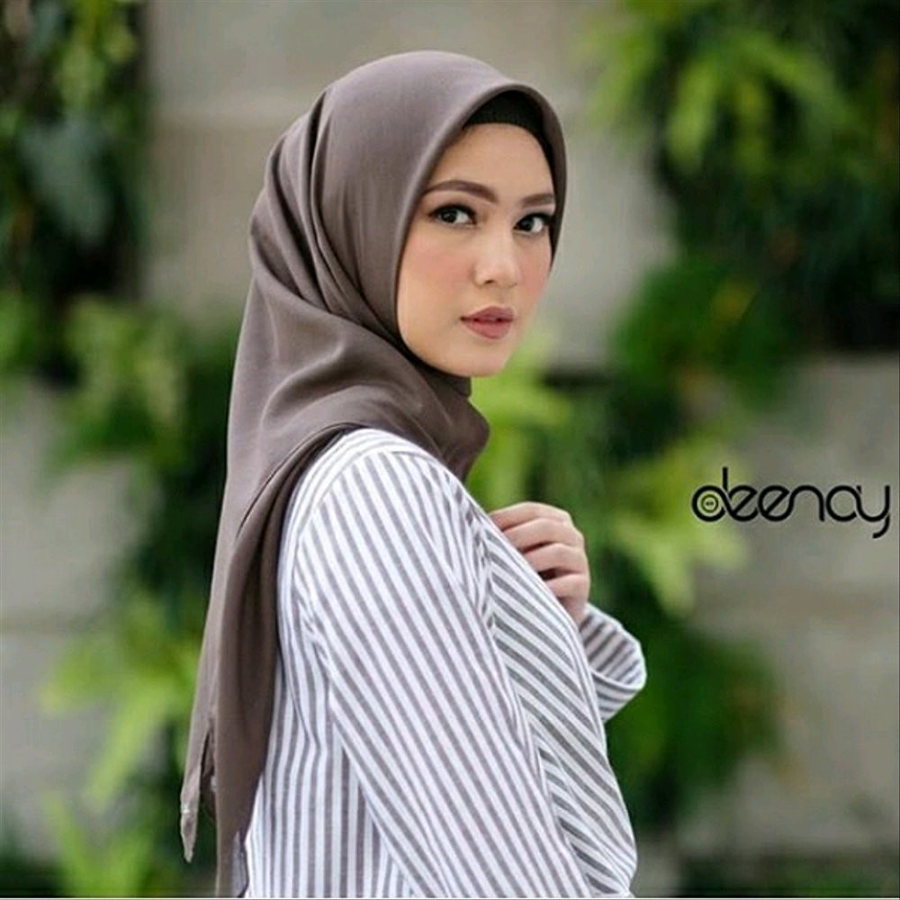 25 Trend Terbaru Model Kerudung Deenay Polos Terbaru 2022 25 Trend Terbaru Model Kerudung Deenay Polos Terbaru 2022