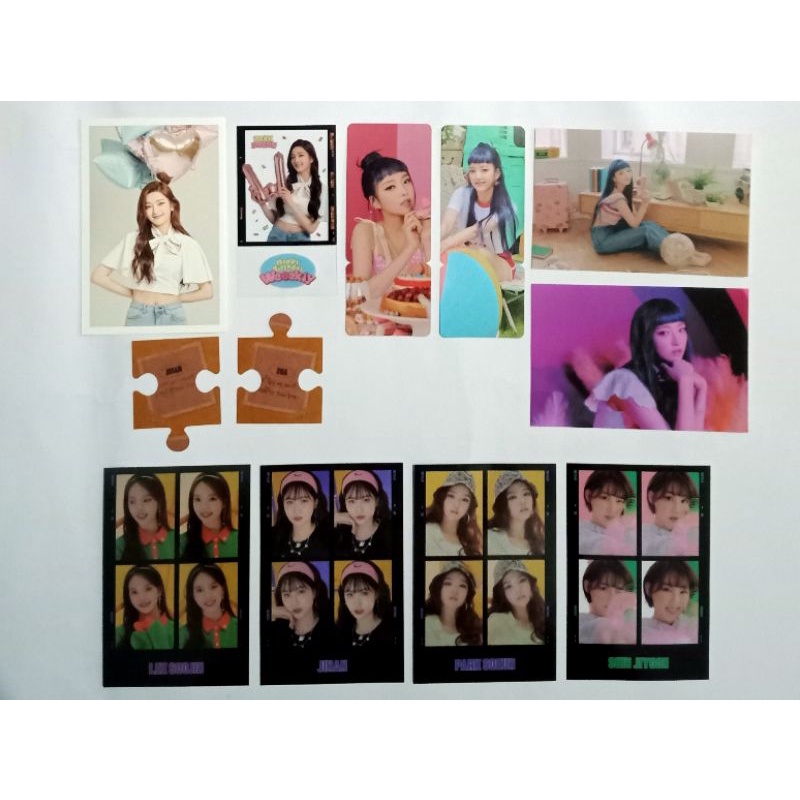 Official Merchandise 1st Anniversary Weeekly Postcard 4cut Soojin Jiyoon Soeun Jihan