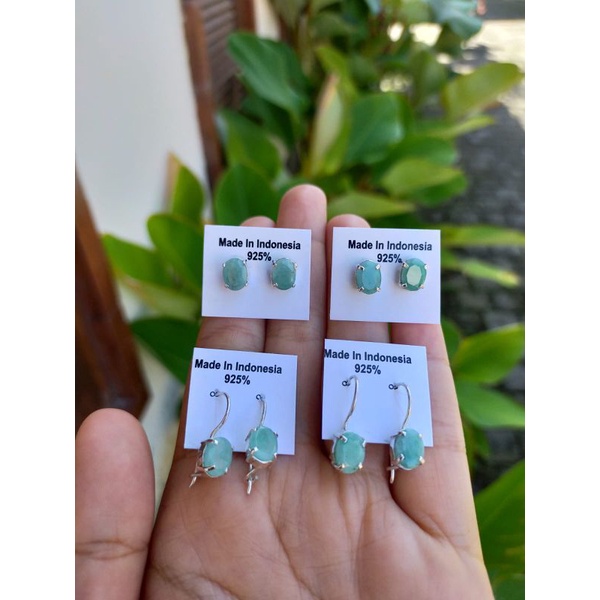 anting Stud Perak zamrud