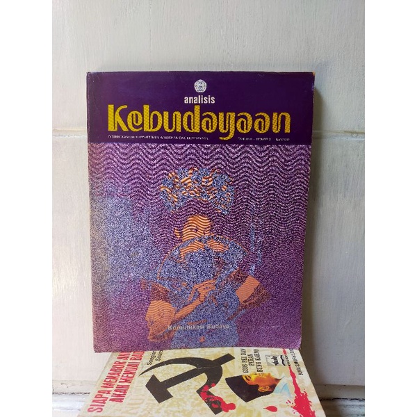 Majalah : Analisis KEBUDAYAAN - Tahun II Nomor 3 1981/1982